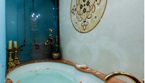 Motor Yacht Secret Spot -  Bathtub